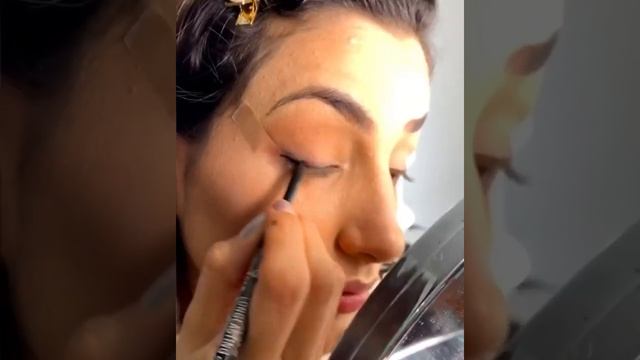 IMITANDO FOTO DE SELENA GOMEZ (VIVIANOSSA)