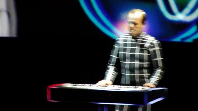 KRAFTWERK NEON LIGHTS 01 20130514 Tokyo