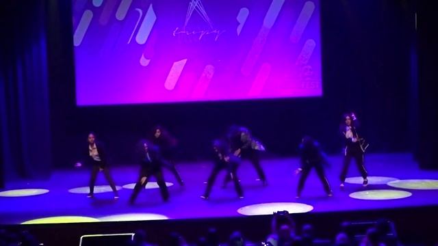 MONSTA X- BEAUTIFUL- DANCE COVER- TROPY