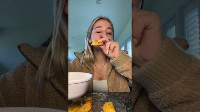 10/10 MINI BEEF TACOS TRADER JOES WOW @Bloom Nutrition #bloompartner