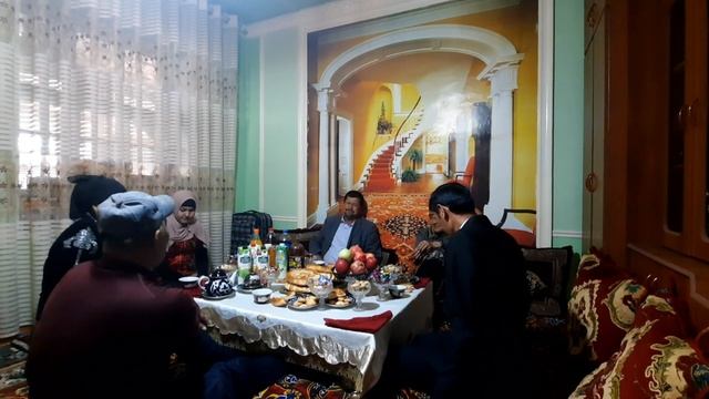 ТЕЗКОР ВИДЕО...УЧТА ДОЦЕНТ КИЗЛАРИ БОР АБДУКАРИМ АКА НИМА ДЕМОКЧИ? (ОХУНОВ ТВ)