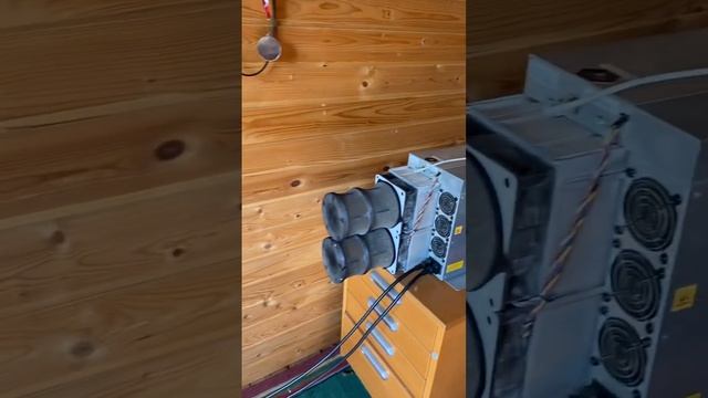 Майнинг на даче ANTMINER S19K PRO 120th