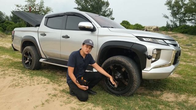 Đánh Giá Lốp Kumho Road Venture AT52 Tại Đồi Nhái - Êm Mông, Êm Tai, Gai đẹp, Giá Hợp Ví | Vlog Xe