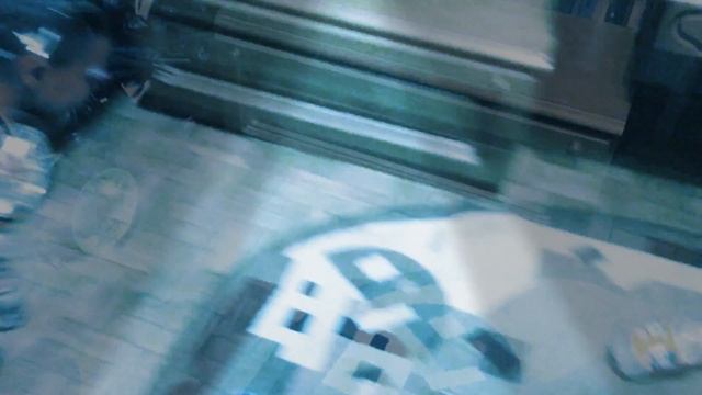 Бутылка воды челлендж (3)-с другом