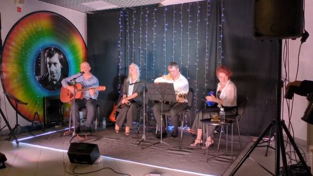 Черно-белое небо