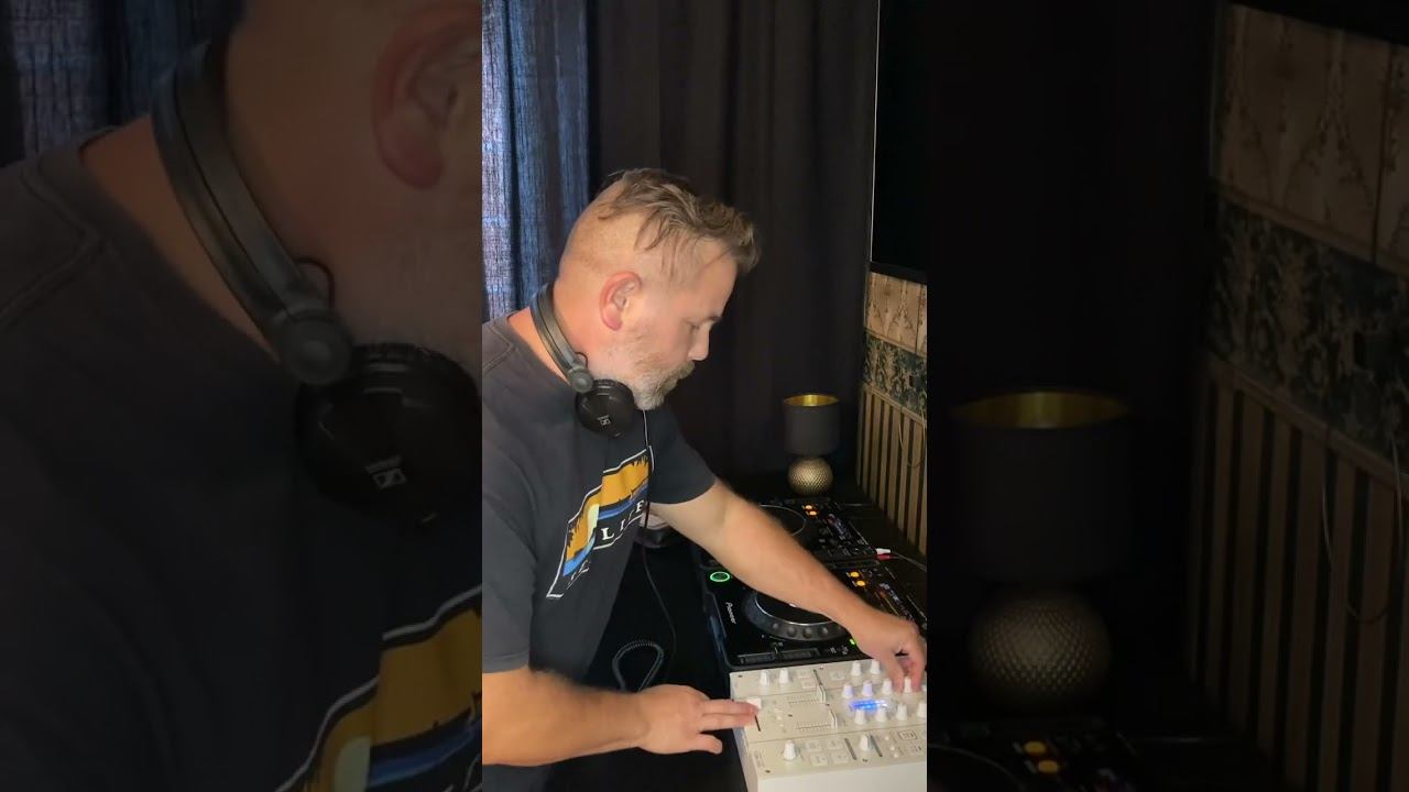 67d51163e3246d18cc5cf321195a27c6