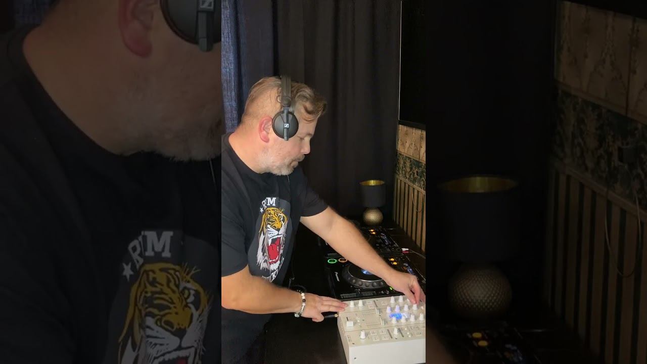 49f2793dfe43f6d4c127f331a06ddaee