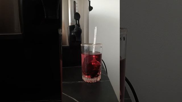 Что будет если насыпать соду в каркадэ? химия на кухне