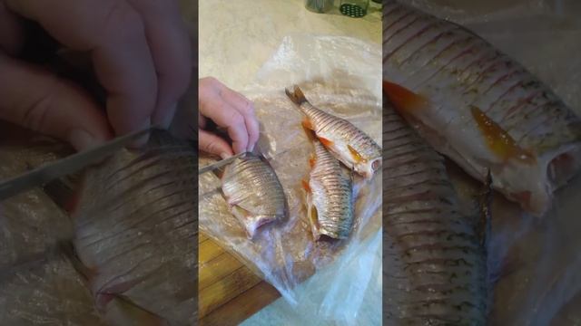 Как приготовить речную РЫБУ чтобы ЖАРИТЬ без КОСТОЧЕК 🐟😋🐟😋🐟😋🌀📽️