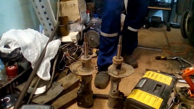 Датсун ОН-До. Стойки СААЗ с пробегом 240 тысяч км