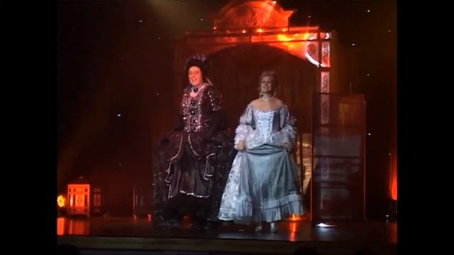 Ирина ЦЫБИНА и Александр ПОТАПОВ: Дуэт Камиллы и Флорентины из спектакля 