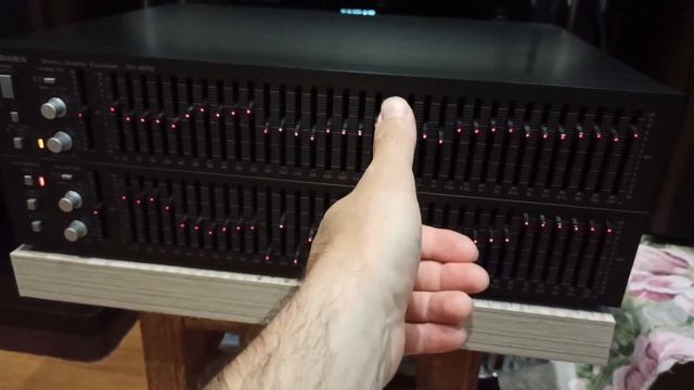 Очередная посылка из Японии, эквалайзер для мастера Technics SH-8075.