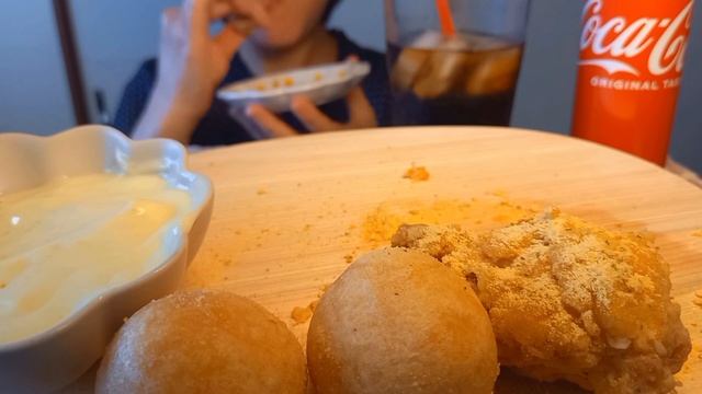【ASMR MUKBANG】プリンクルチキン、チーズボール  Fried Chicken  Cheese Balls【咀嚼音】
