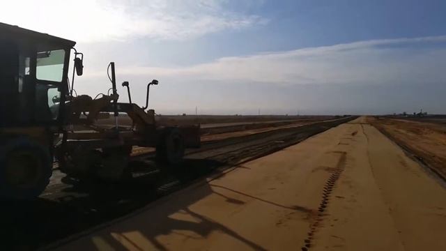 06 11 19г  Распределение смеси автогрейдером  ПК292+50