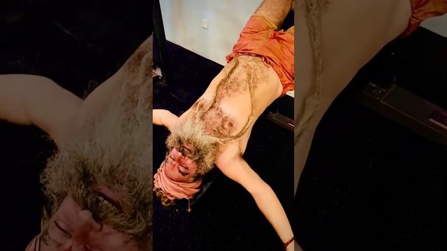 Качаем Пресс #gym #спорт #качалка #юмор #смехотерапия #laughingtherapy #sadhu #sport #йога