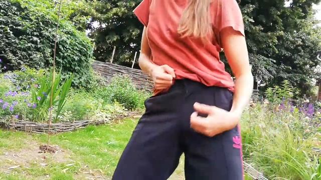 Beaford Virtual Spring/Summer Season 2020 | Lost Dog Dance - Juliet In Lockdown