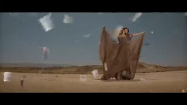 Selena Gomez   The Scene - A Year Without Rain (lyrics).flv