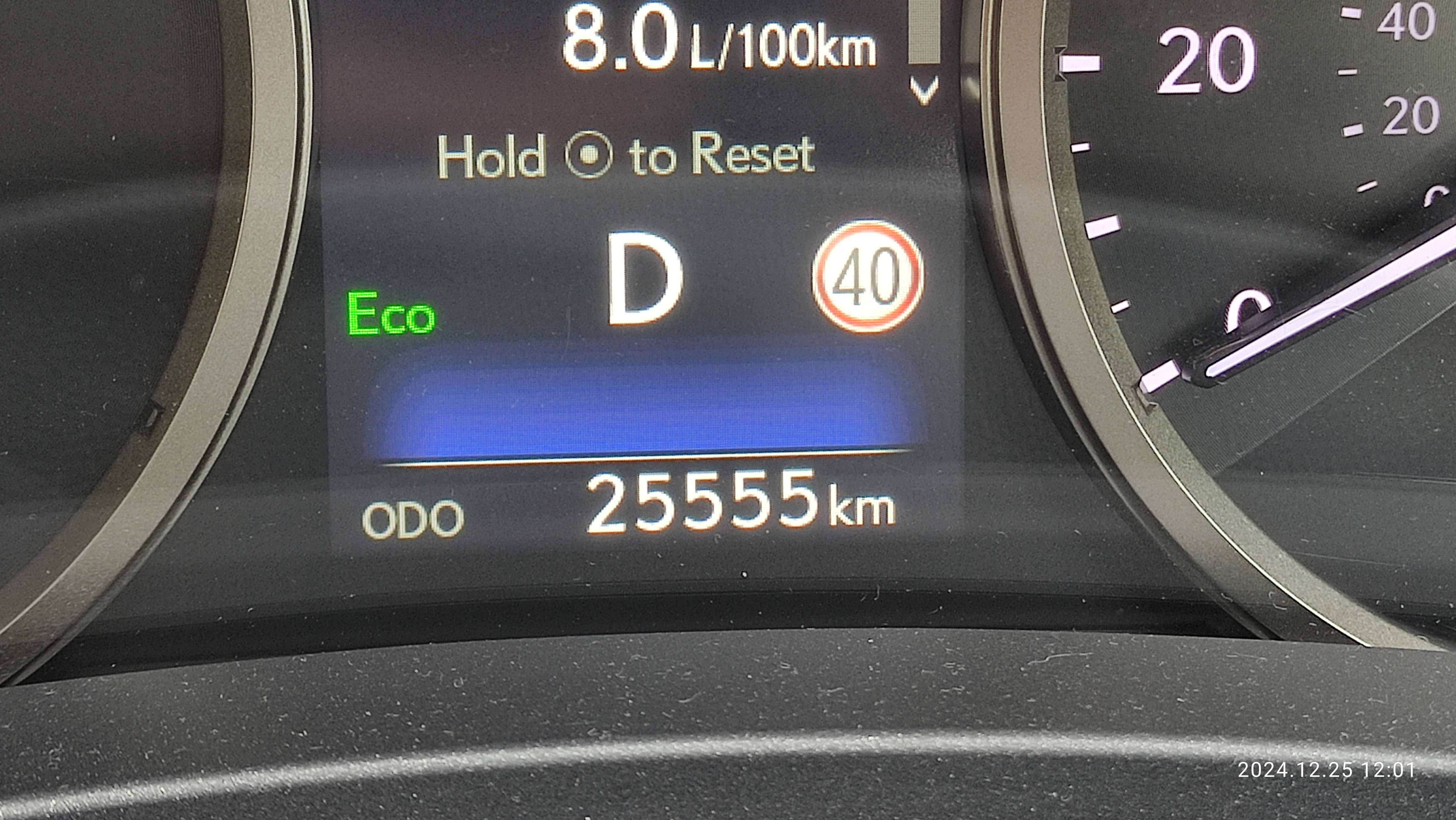 Автодом с историей_ размышления о ядерной угрозе и зависимости от Вашингтона