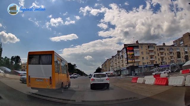 Луганск 2023 -  Советская без рекламных щитов