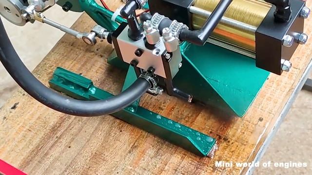( HOMEMADE STEAM ENGINE ) To Charge The Battery!