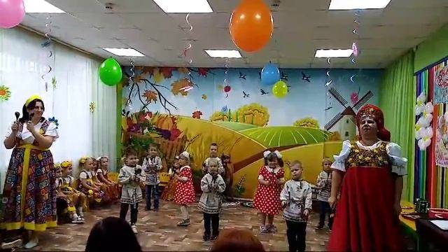 Детский сад. Прощай осень.