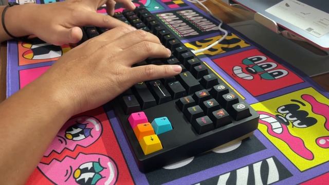 Phoenix TKL By Cable Car Design With Owlab Neon And Polycarbonate Plate Typing Sound Test