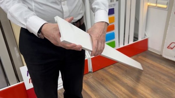 Плинтус из полистирола высокой плотности Волшебная Палочка 100*15*2000. MSPOL 104 Белый под покраску