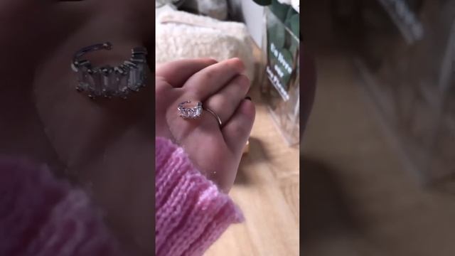 Женские каффы со стразами. Трендовые минималистичные серьги #вайлдберриз #находки #покупки #ozon