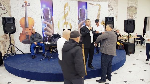 Поет Салим Хасанов