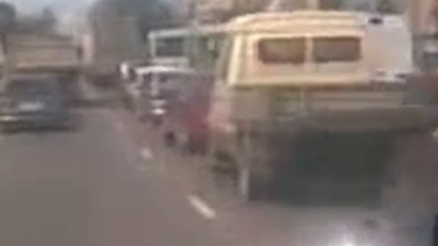 Мы едем по Великому Новгороду Май 2012..3gp