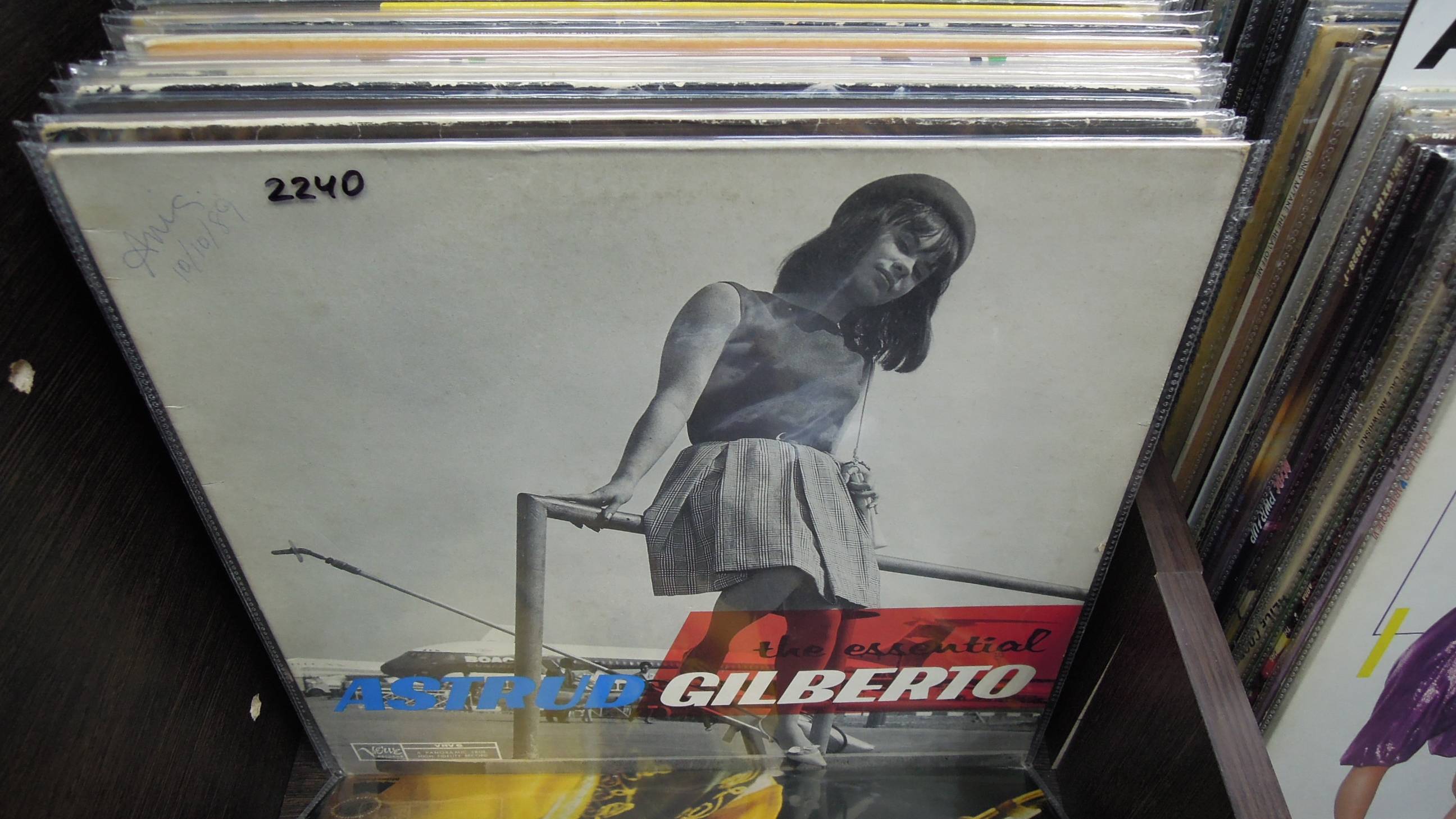VINYL Jazz: Astrud Gilberto и другие пластинки в наличии