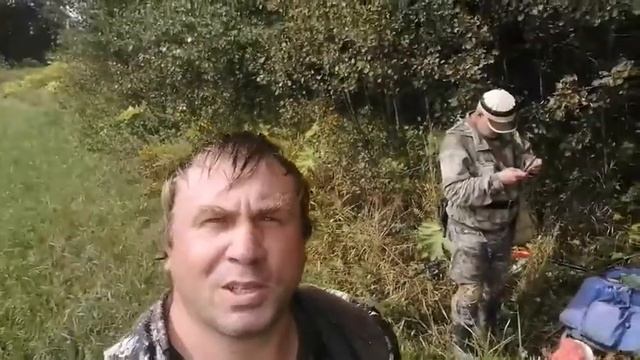 коп на поле возле деревни