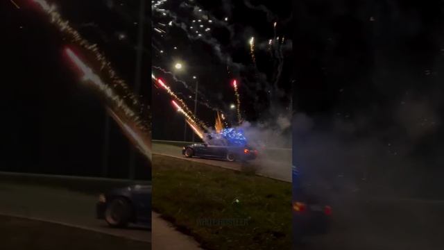 С Наступающим 2025 Новым Годом и Рождеством - Rock Jingle Bells