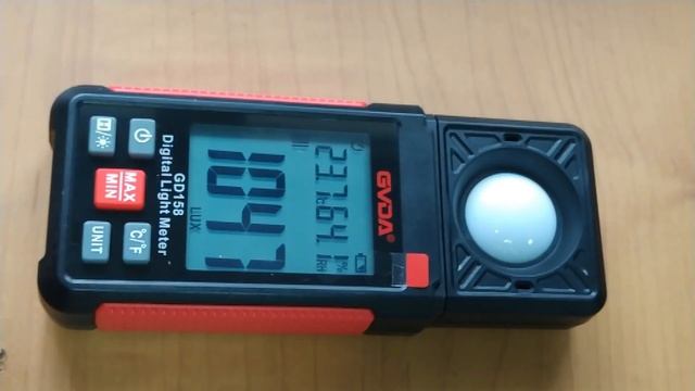 GVDA измеритель уровня освещённости GD158. С вращающимся фотоэлементом