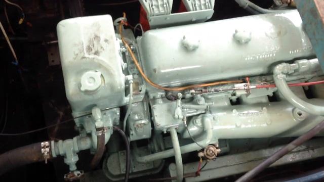 Detroit Diesel 6-71 Marine Running Under Load