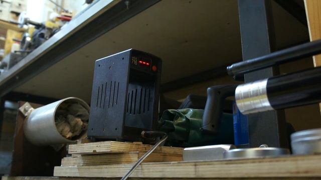 Укучнитель )