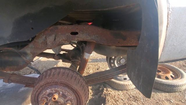 Junkyard Hoopties- Classic GMC Jimmy, Is It The Better Of The 2 Generations?