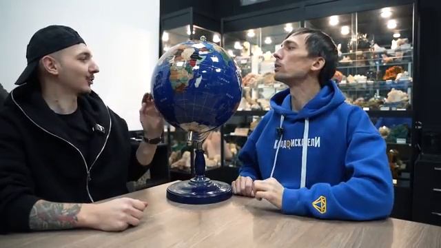 Антон Лазарев 