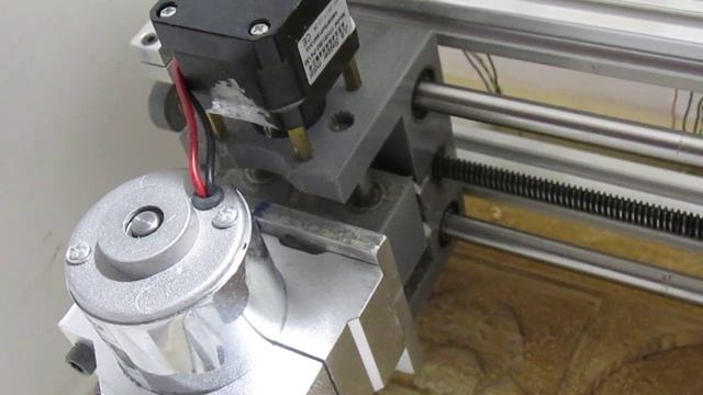 ось Z пластик