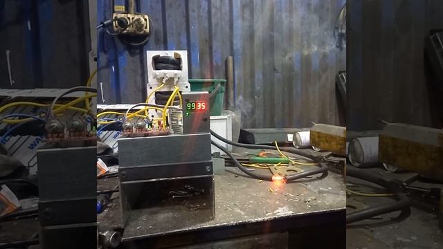 будущая точечной сварка из микроволновки