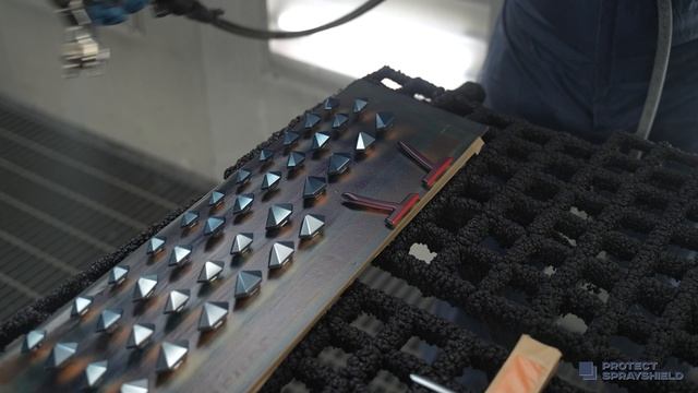 Напыляемая антигравийная пленка Protect