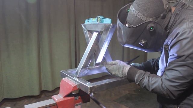 Как собрать оригинальный столик?!