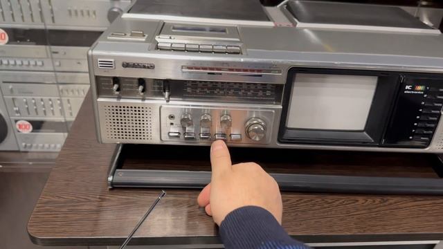 Vintagemoscow. магнитолы с ТВ