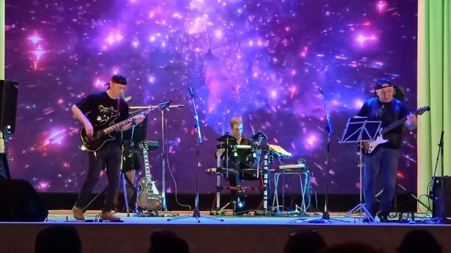 Выступление группы 