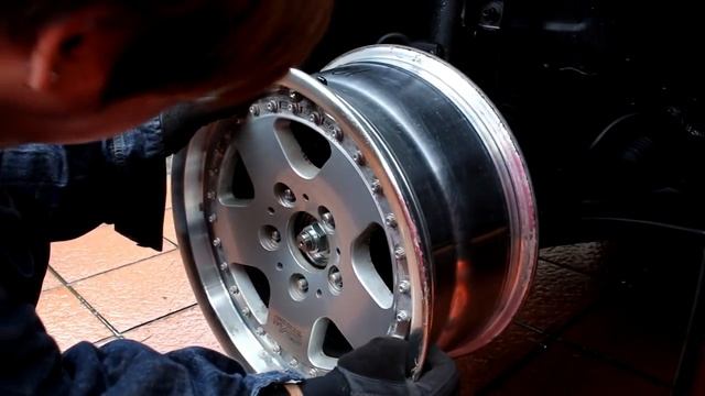 デリカD5に15インチホイールは履けるのか！？検証したいと思います！！　#DELICA　#D5