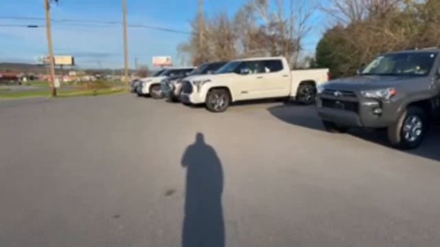 The 2024 Toyota Tundra Looks PERFECT With A Lift!