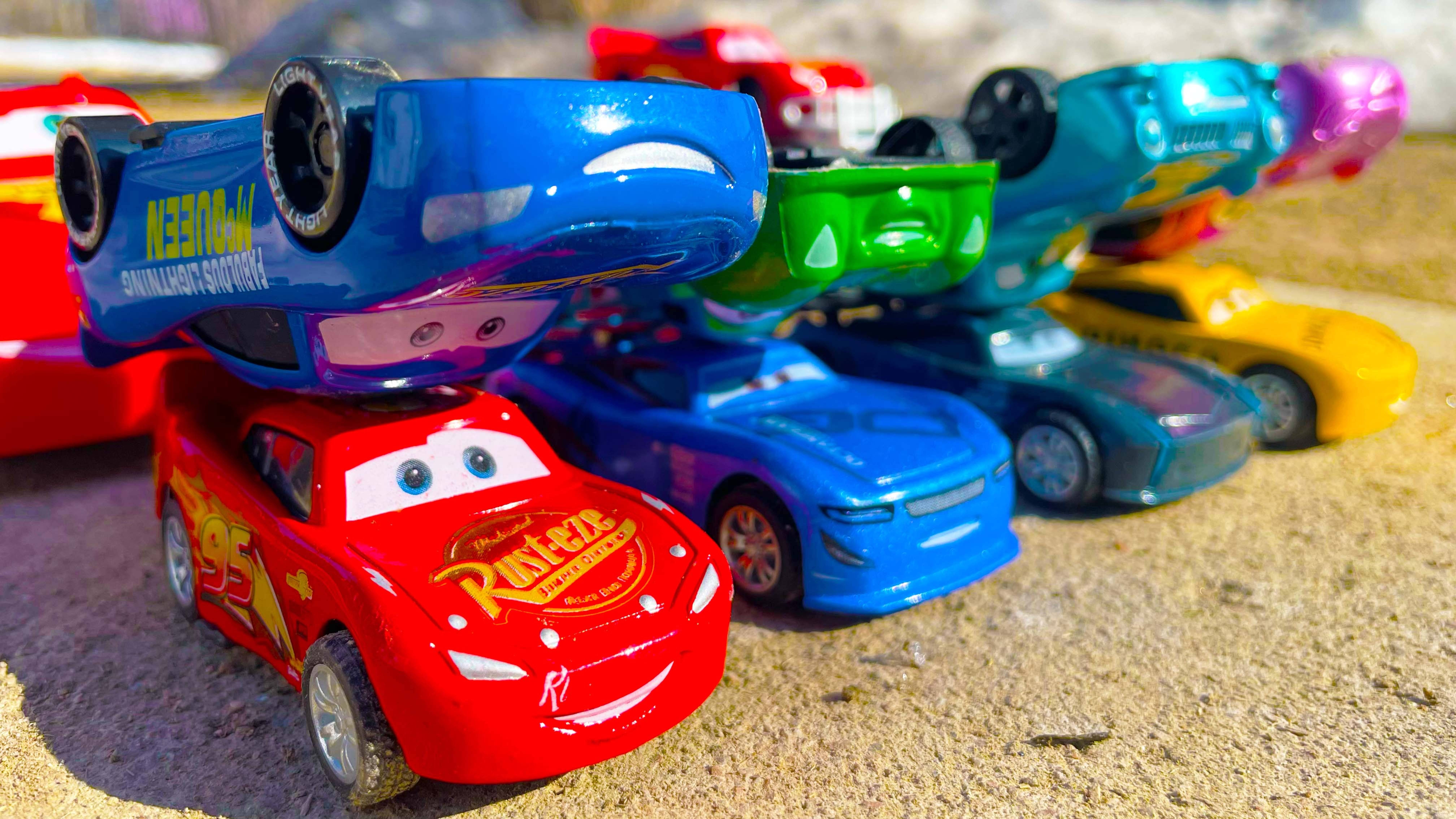 Looking For Disney Pixar Cars,Cal Weathers,Red,Lizzie,Finn McMissile,Disney Pixar Cars