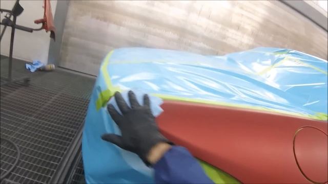 Spraying a jaguar F type Italian Racing Red Metallic