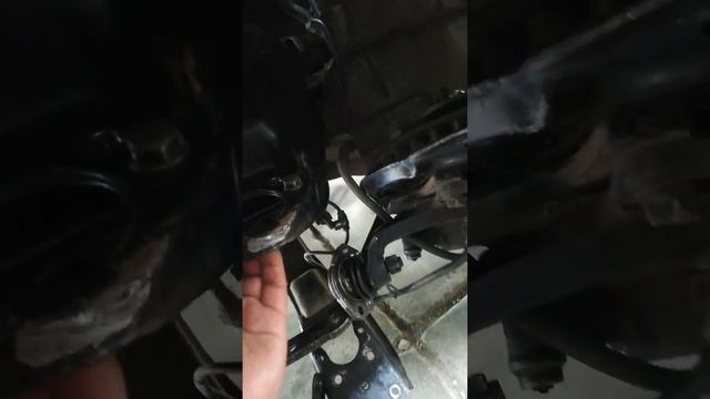 Toyota Noah Desarmado Del Sistema De Suspension Delantera