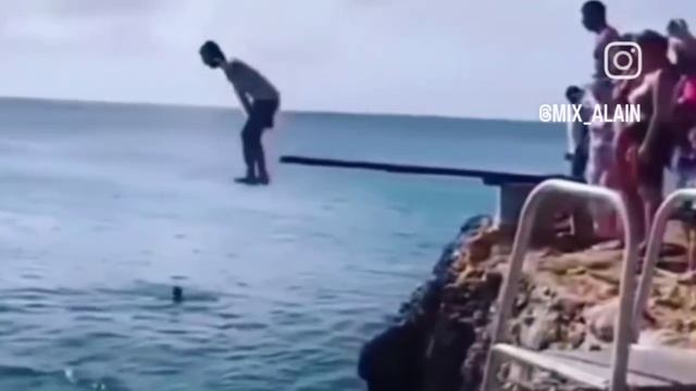 825d5d0ebc5829a25f8d9b691de28d31